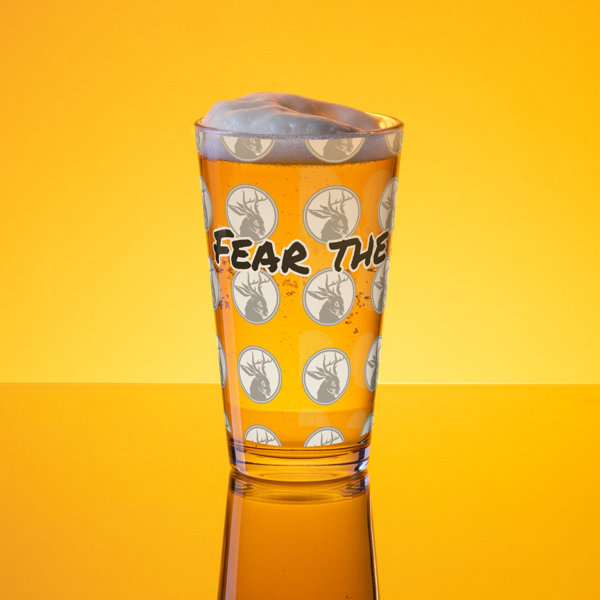 Shaker pint glass